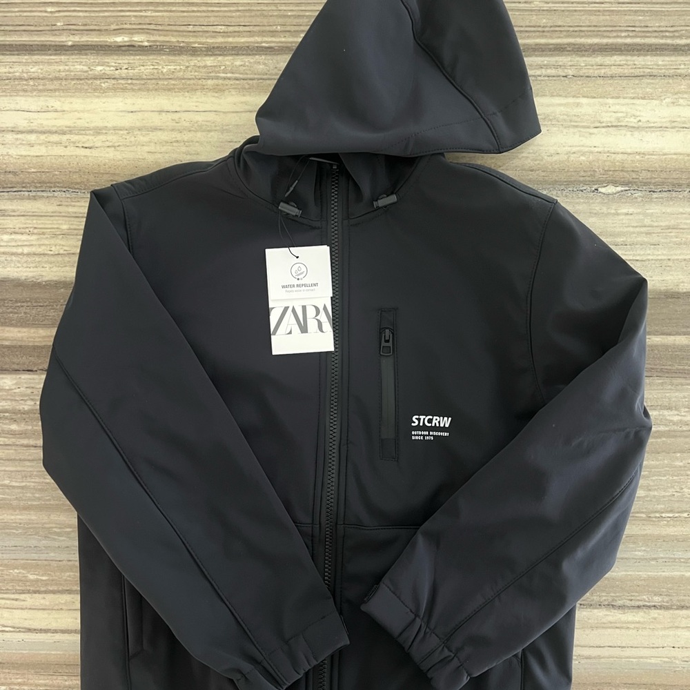 Zara kids Black winter coat and water repellent. - Picture 2 of 4